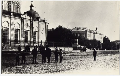 МГ_003_муж.гимназия XIX в.tif